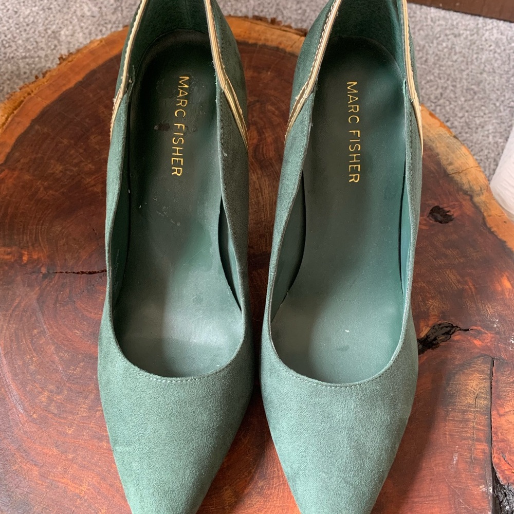 Marc Fisher Green Suede Heels